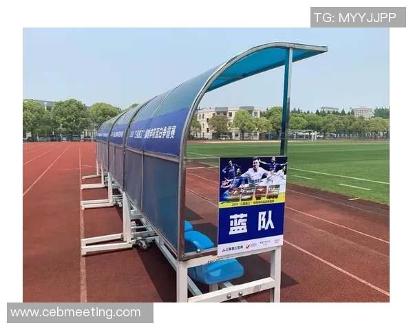 上海申花迎战梅州客家期待精彩对决双方球员全力以赴争取胜利
